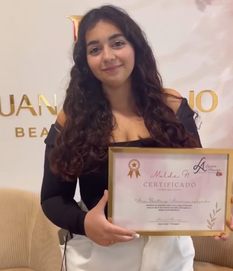 Aluna certificada pela Luana Araújo Beauty Academy